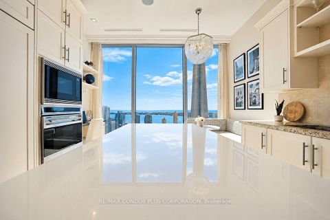 Photo 15 at 2705 - 183 Wellington Street W, Waterfront Communities C1, Toronto