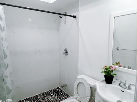 Photo 10 at 6 Snowhill Crescent, Malvern West, Toronto