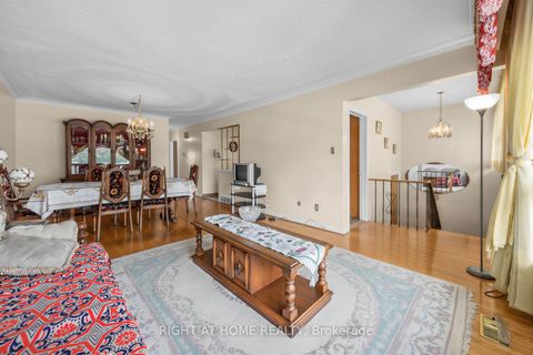 Photo 4 at 7 Daystrom Drive, Humbermede, Toronto