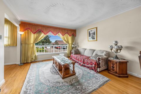 Photo 5 at 7 Daystrom Drive, Humbermede, Toronto