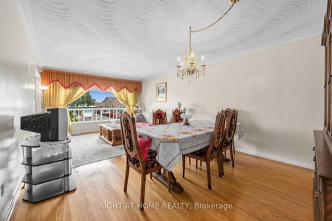 Photo 7 at 7 Daystrom Drive, Humbermede, Toronto