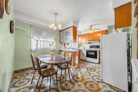 Photo 8 at 7 Daystrom Drive, Humbermede, Toronto