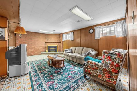 Photo 19 at 7 Daystrom Drive, Humbermede, Toronto