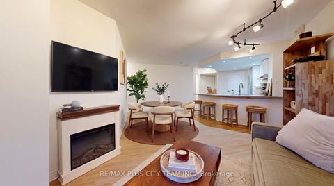 Photo 3 at 123 - 77 Maitland Place, South St. James Town, Toronto