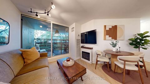 Photo 4 at 123 - 77 Maitland Place, South St. James Town, Toronto
