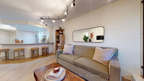 Photo 6 at 123 - 77 Maitland Place, South St. James Town, Toronto