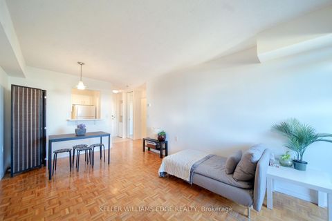 Photo 3 at 402 - 555 Wilson Hts Boulevard, Clanton Park, Toronto