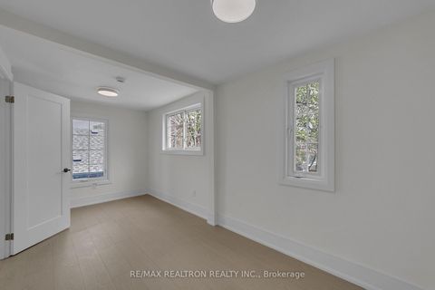 Photo 14 at 23 Sixteenth Street, New Toronto, Toronto