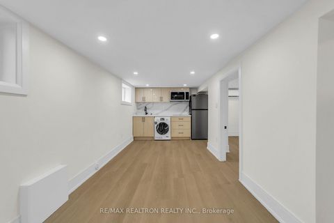 Photo 30 at 23 Sixteenth Street, New Toronto, Toronto