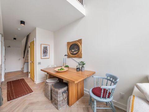Photo 17 at 729 - 5 Hanna Avenue, Niagara, Toronto