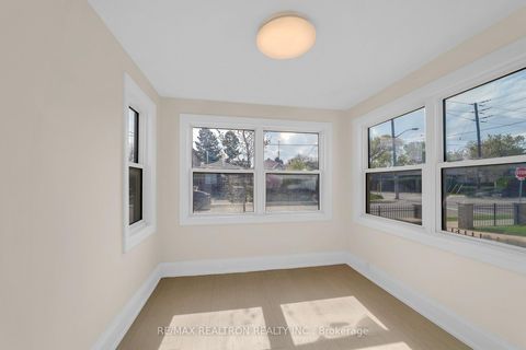 Photo 13 at 53 Twenty Fourth Street, Long Branch, Toronto