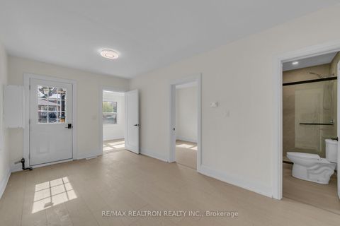 Photo 14 at 53 Twenty Fourth Street, Long Branch, Toronto