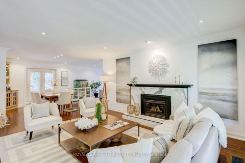 Photo 6 at 258 Guildwood Parkway, Guildwood, Toronto