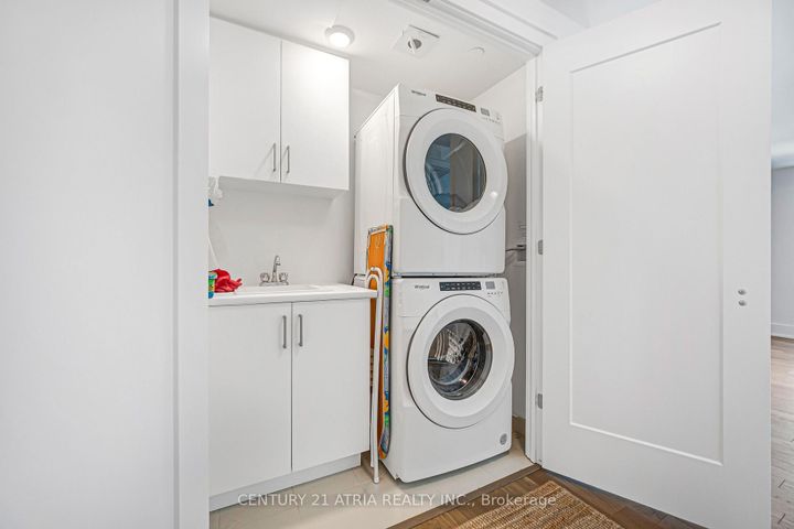 Photo 3 at 1219 - 25 ADRA GRADO Way, Bayview Village, Toronto
