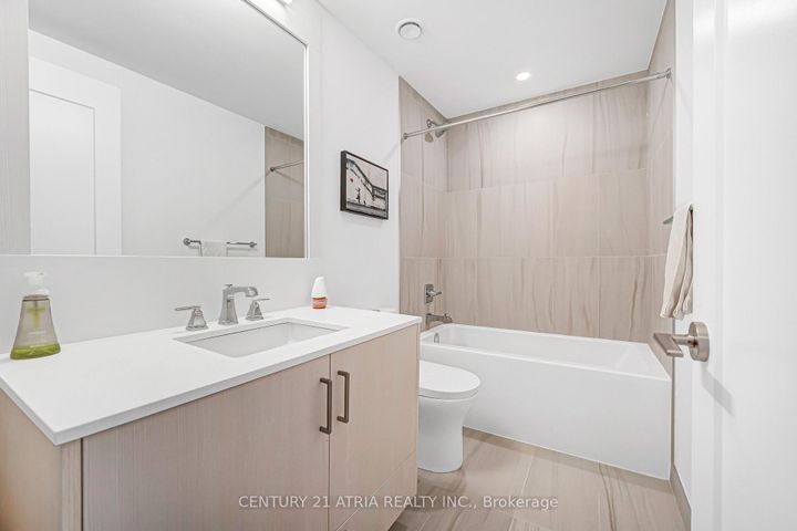 Photo 21 at 1219 - 25 ADRA GRADO Way, Bayview Village, Toronto