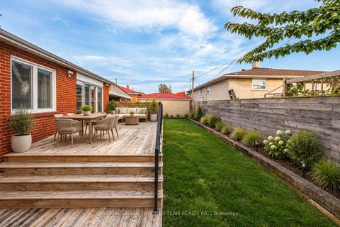 Photo 8 at 23 Wishart Place, Jane Heights, Toronto
