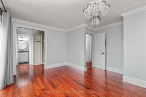 Photo 20 at 23 Wishart Place, Jane Heights, Toronto