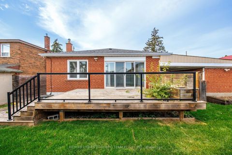 Photo 37 at 23 Wishart Place, Jane Heights, Toronto