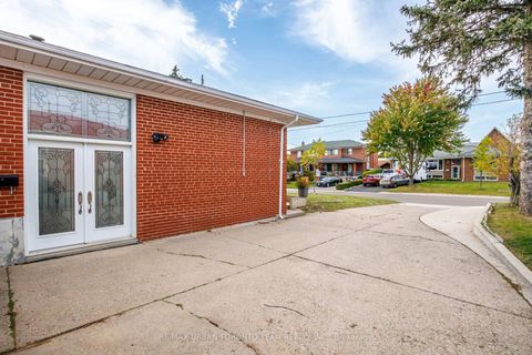 Photo 41 at 23 Wishart Place, Jane Heights, Toronto