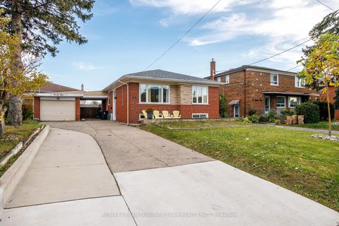 Photo 42 at 23 Wishart Place, Jane Heights, Toronto