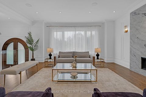 Photo 2 at 15 Calvin Avenue, Willowdale East, Toronto