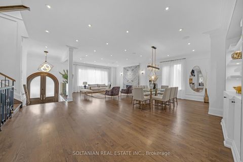 Photo 3 at 15 Calvin Avenue, Willowdale East, Toronto