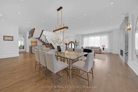 Photo 13 at 15 Calvin Avenue, Willowdale East, Toronto