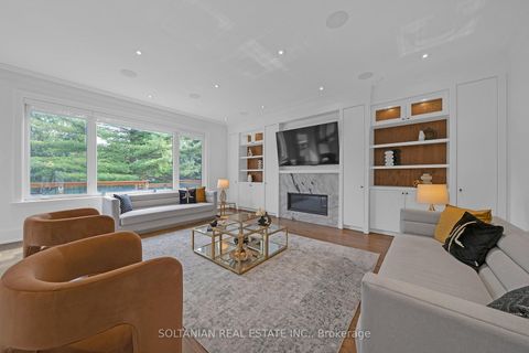 Photo 18 at 15 Calvin Avenue, Willowdale East, Toronto