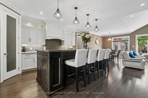 Photo 11 at 260 Sunnybrae Avenue, Stroud, Innisfil