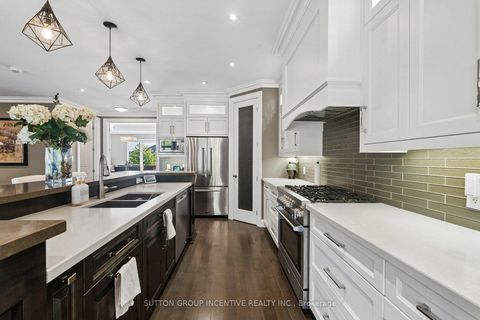 Photo 12 at 260 Sunnybrae Avenue, Stroud, Innisfil
