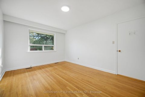 Photo 13 at 55 Sun Row Drive, The Westway, Toronto