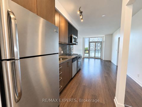 Photo 9 at 721 - 98 Lillian Street, Mount Pleasant West, Toronto