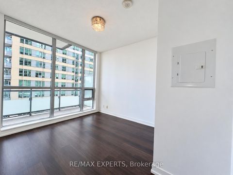 Photo 19 at 721 - 98 Lillian Street, Mount Pleasant West, Toronto