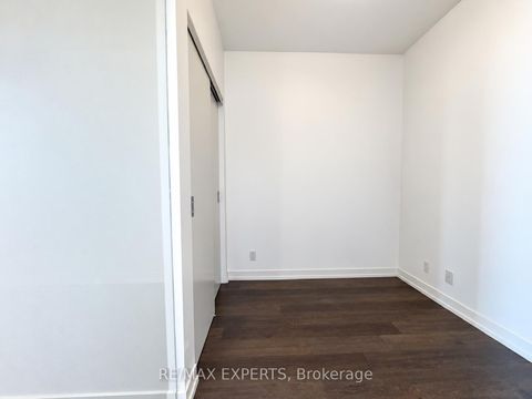 Photo 26 at 721 - 98 Lillian Street, Mount Pleasant West, Toronto