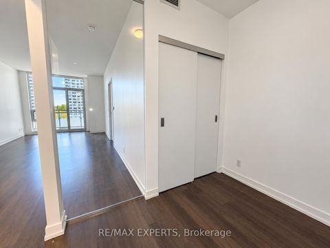 Photo 29 at 721 - 98 Lillian Street, Mount Pleasant West, Toronto
