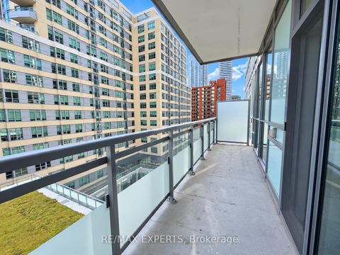 Photo 32 at 721 - 98 Lillian Street, Mount Pleasant West, Toronto