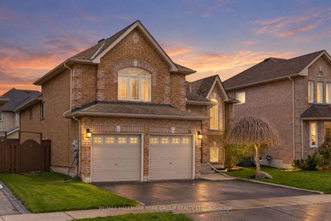 Photo 1 at 74 Wrendale Crescent, Keswick South, Georgina