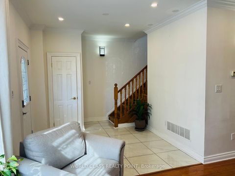 Photo 8 at 21 South Bonnington Avenue, Cliffside, Toronto