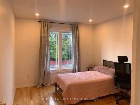 Photo 19 at 21 South Bonnington Avenue, Cliffside, Toronto