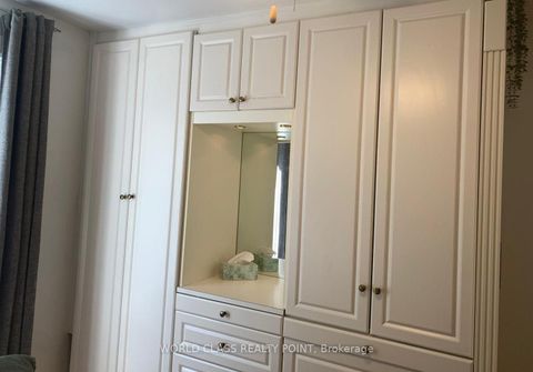 Photo 26 at 21 South Bonnington Avenue, Cliffside, Toronto