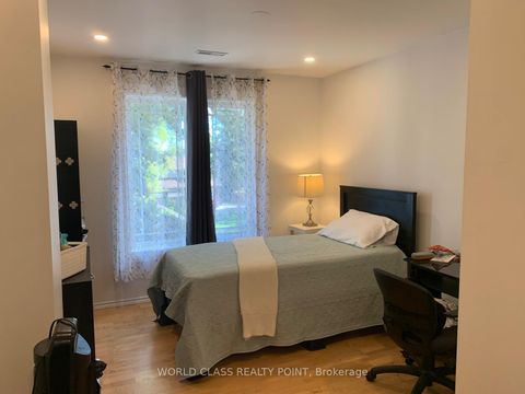 Photo 33 at 21 South Bonnington Avenue, Cliffside, Toronto
