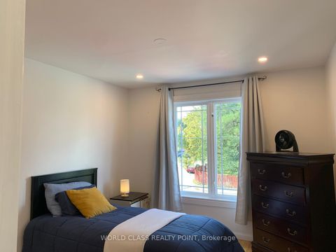 Photo 37 at 21 South Bonnington Avenue, Cliffside, Toronto
