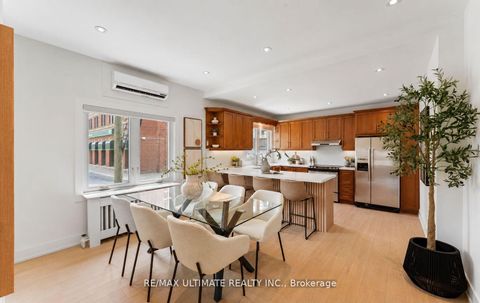 Photo 10 at 906 Logan Avenue, Danforth, Toronto