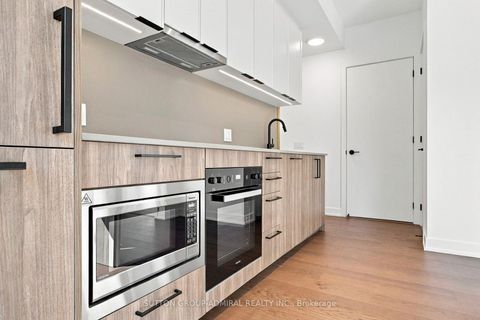 Photo 11 at 1625 - 89 Montclair Avenue, Forest Hill South, Toronto