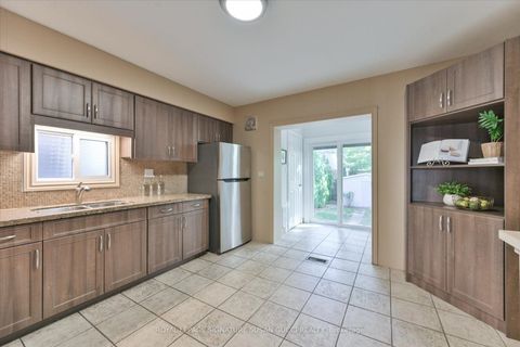 Photo 7 at 725 Sammon Avenue, East York, Toronto