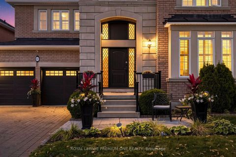 Photo 3 at 46 Bosco Drive, Vellore Village, Vaughan