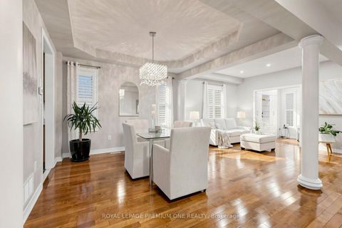 Photo 7 at 46 Bosco Drive, Vellore Village, Vaughan