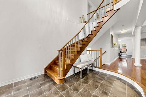 Photo 18 at 46 Bosco Drive, Vellore Village, Vaughan
