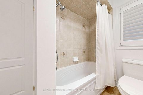 Photo 27 at 46 Bosco Drive, Vellore Village, Vaughan