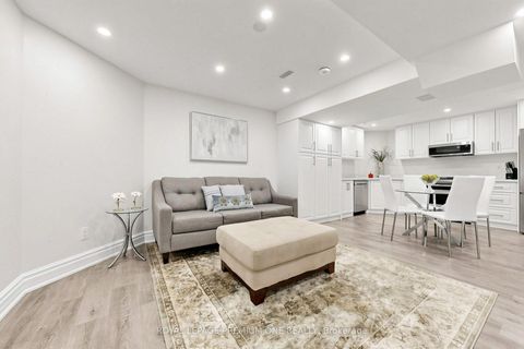Photo 32 at 46 Bosco Drive, Vellore Village, Vaughan